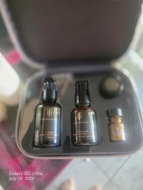 Premium Facial Serum Set in Brown — Nourishing Oil & Concentrate